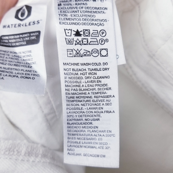 Levi's SilverTab A37010003 High-Waisted Mom Shorts White NWT - Picture 11 of 11